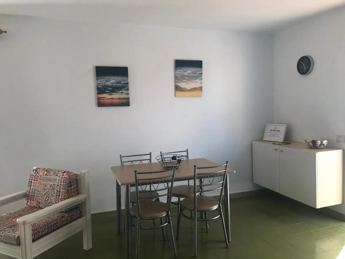 Vivienda Vacacional Delia Castillo Apartment Caleta De Fuste