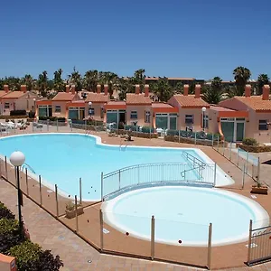 2* Üdülőpark Castillo Playa